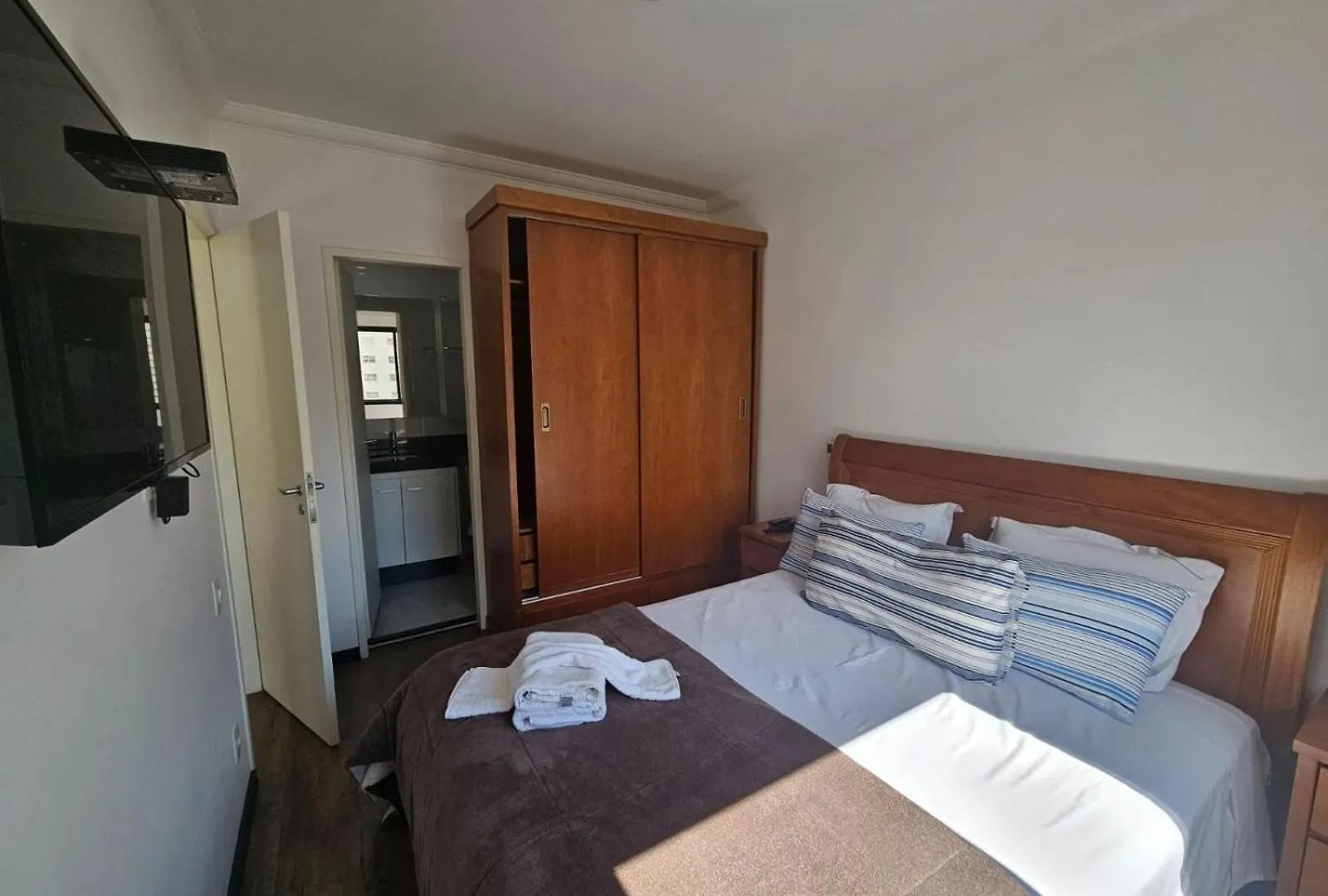 Flat Hotel The Palace Com Quarto Sala E Cozinha Sao Paulo Apartment